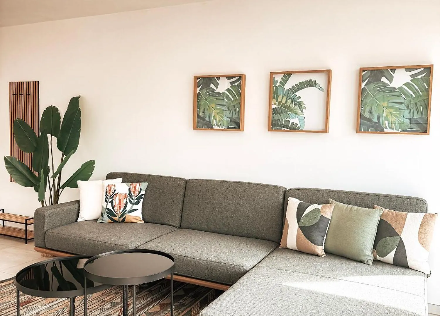 Apartment Zirbenglueck Mit Balkon In 그라츠 0*,