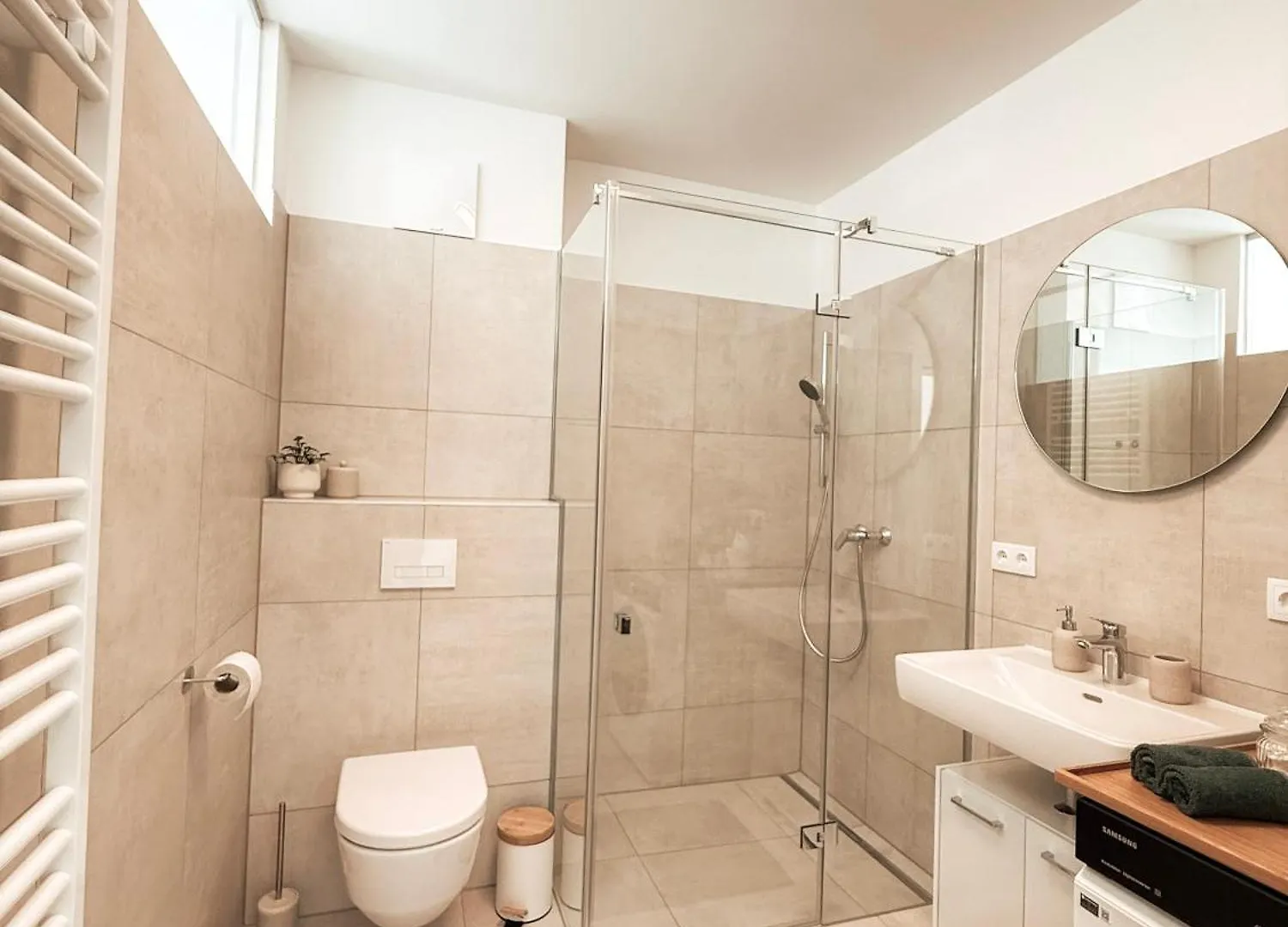 Apartment Zirbenglueck Mit Balkon In 그라츠 0*,  오스트리아